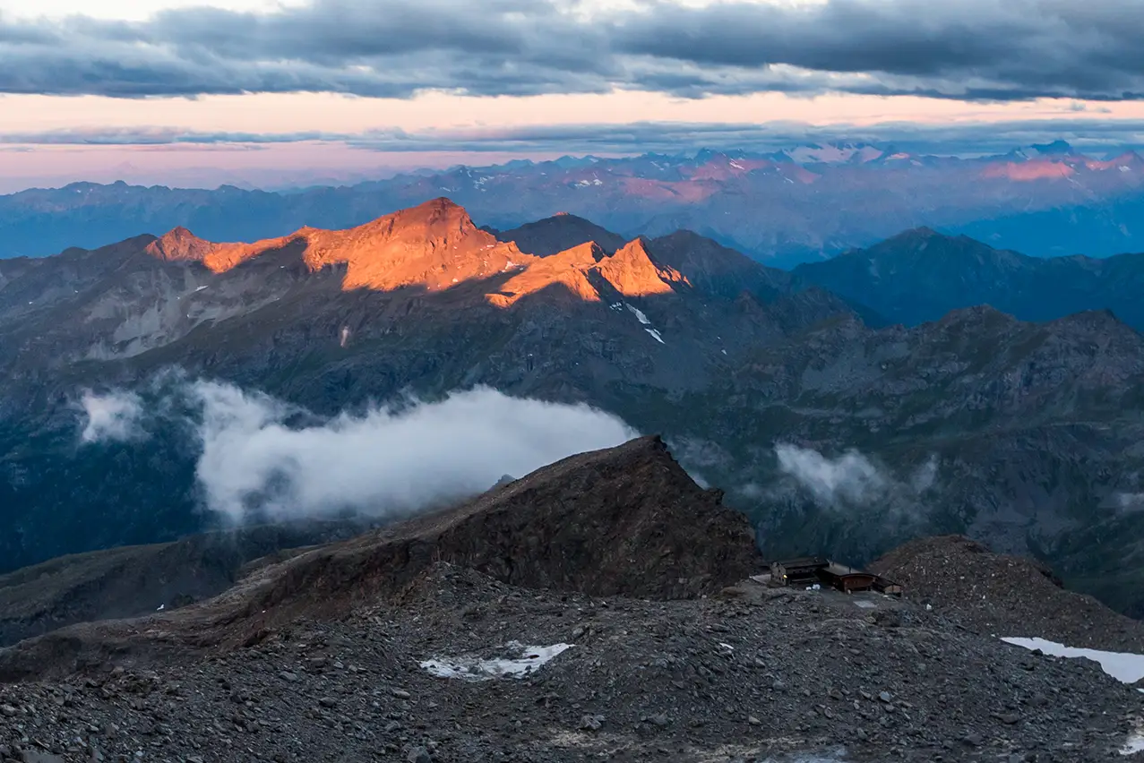 02-Swisskisafari-Sunset-YWC