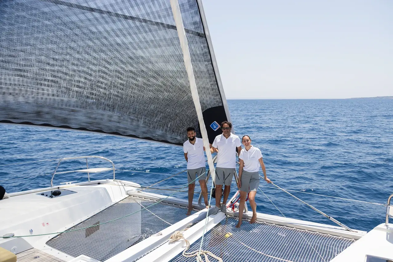 Your team on your private sailing experience with Arca